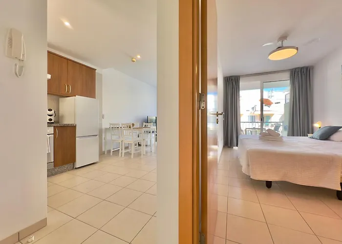 White プエルト・デ・サンティアゴ